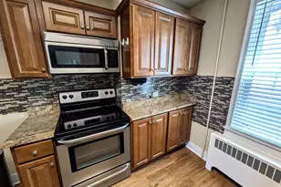 429 W South St, Slatington, PA 18080 - Photo 10