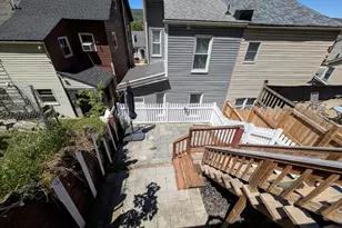 429 W South St, Slatington, PA 18080 - Photo 18