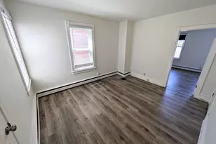 429 W South St, Slatington, PA 18080 - Photo 12