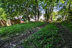 429 W South St, Slatington, PA 18080 - Photo 20