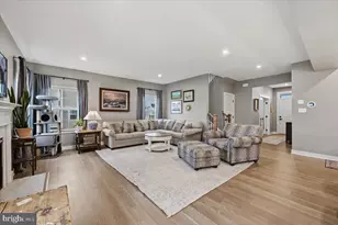 8150 Parker Pl, Fogelsville, PA 18051 - Photo 12