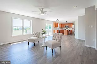 385 Farmington Rd, Breinigsville, PA 18031 - Photo 18
