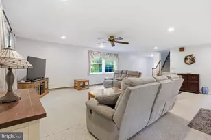 1480 Pennsylvania Ave, Emmaus, PA 18049 - Photo 6