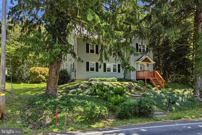 1480 Pennsylvania Avenue, Emmaus, PA 18049 - Photo 2