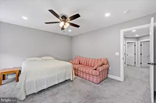 1106 S Carlisle St, Allentown, PA 18103 - Photo 22