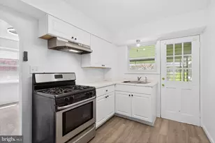 2216 S 9th St, Allentown, PA 18103 - Photo 2