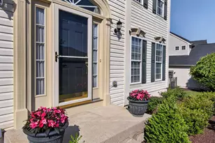7018 Tuscany Dr, Macungie, PA 18062 - Photo 2