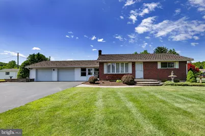 4420 N Sunset Drive, Coopersburg, PA 18036 - Photo 1