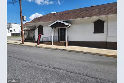 754 Cherokee Street, Fountain Hill, PA 18015 - Photo 2