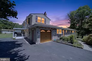 1433 Flint Hill Rd, Coopersburg, PA 18036 - Photo 2