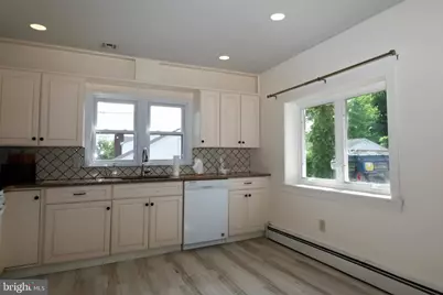 172 Harrison Street, Emmaus, PA 18049 - Photo 6