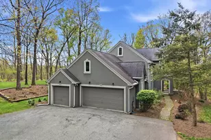 6688 Haasadahl Rd, Allentown, PA 18106 - Photo 2