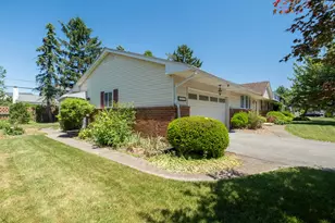 7515 Woodbine Rd, Macungie, PA 18062 - Photo 4