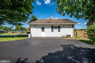3146 Club Dr, Allentown, PA 18103 - Photo 72