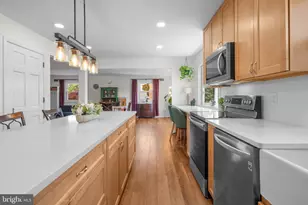 3146 Club Dr, Allentown, PA 18103 - Photo 12
