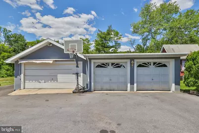 1635 E Emmaus Avenue, Allentown, PA 18103 - Photo 70