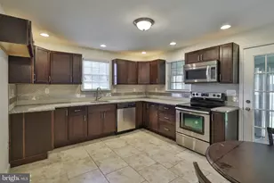 250 Adrain St, Emmaus, PA 18049 - Photo 6