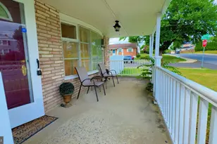 511 E Harrison St, Emmaus, PA 18049 - Photo 6
