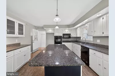 4701 Main Rd W, Emmaus, PA 18049 - Photo 12