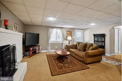 4844 Pine Grove Circle, Allentown, PA 18106 - Photo 12