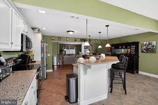 4844 Pine Grove Cir, Allentown, PA 18106 - Photo 4