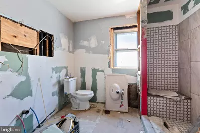 927 W Wyoming Street, Allentown, PA 18103 - Photo 4