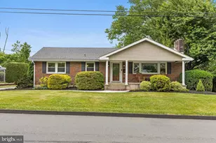 104 E Landis St, Coopersburg, PA 18036 - Photo 1