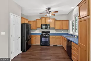 4073 Waterford Dr, Center Valley, PA 18034 - Photo 20