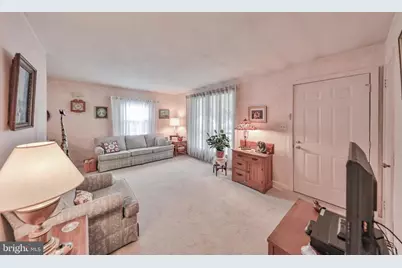 2883 W South Street, Allentown, PA 18103 - Photo 6