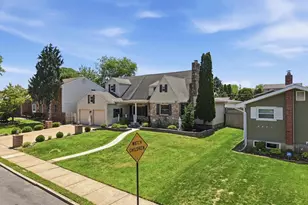 1138 E Tremont St, Allentown, PA 18104 - Photo 2