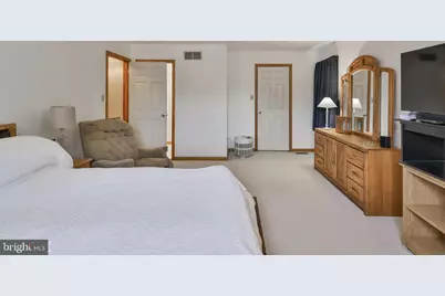 7049 Carriage Drive, Coopersburg, PA 18036 - Photo 18