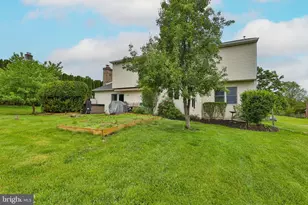 7049 Carriage Dr, Coopersburg, PA 18036 - Photo 36