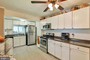 247 Adrain St, Emmaus, PA 18049 - Photo 8