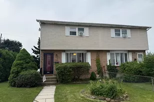 243 Wood St, Catasauqua, PA 18032 - Photo 2