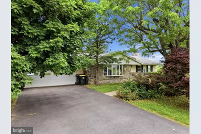 1657 Clearview Road, Coplay, PA 18037 - Photo 6