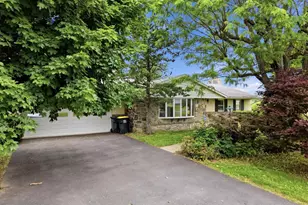1657 Clearview Rd, Coplay, PA 18037 - Photo 6