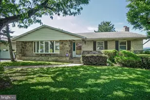 1657 Clearview Rd, Coplay, PA 18037 - Photo 4
