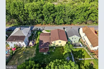 2230 N Lehigh Avenue, Whitehall, PA 18052 - Photo 4