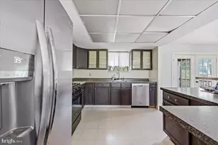 2230 N Lehigh Ave, Whitehall, PA 18052 - Photo 22