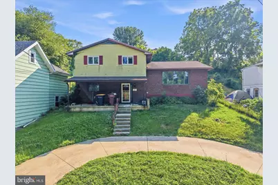 2230 N Lehigh Avenue, Whitehall, PA 18052 - Photo 2