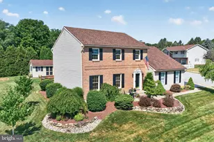4601 Christina Dr, Whitehall, PA 18052 - Photo 2
