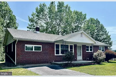 320 E Landis Street, Coopersburg, PA 18036 - Photo 2
