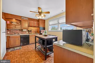 135 North St, Emmaus, PA 18049 - Photo 12
