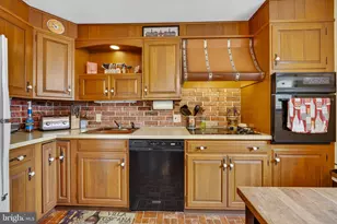 135 North St, Emmaus, PA 18049 - Photo 16
