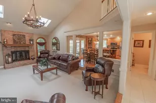 3781 Chris Dr, Emmaus, PA 18049 - Photo 10