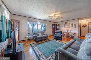 4352 Ruth Rd, Emmaus, PA 18049 - Photo 2