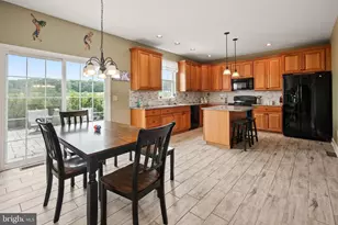 2912 Silver Creek Cir, Kutztown, PA 19530 - Photo 18