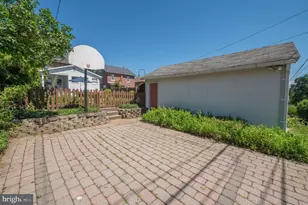 174 Elm St, Emmaus, PA 18049 - Photo 30