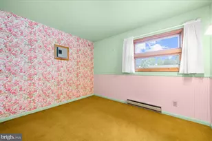 5824 Holiday Dr, Allentown, PA 18104 - Photo 16
