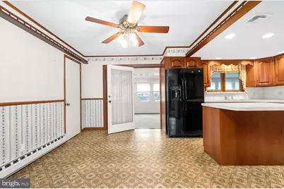 5824 Holiday Drive, Allentown, PA 18104 - Photo 10